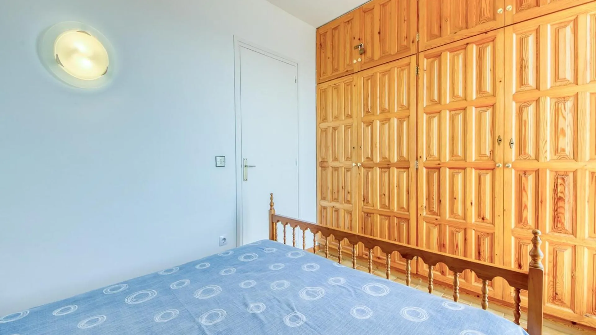 Lush Apartment With View Roses Spain