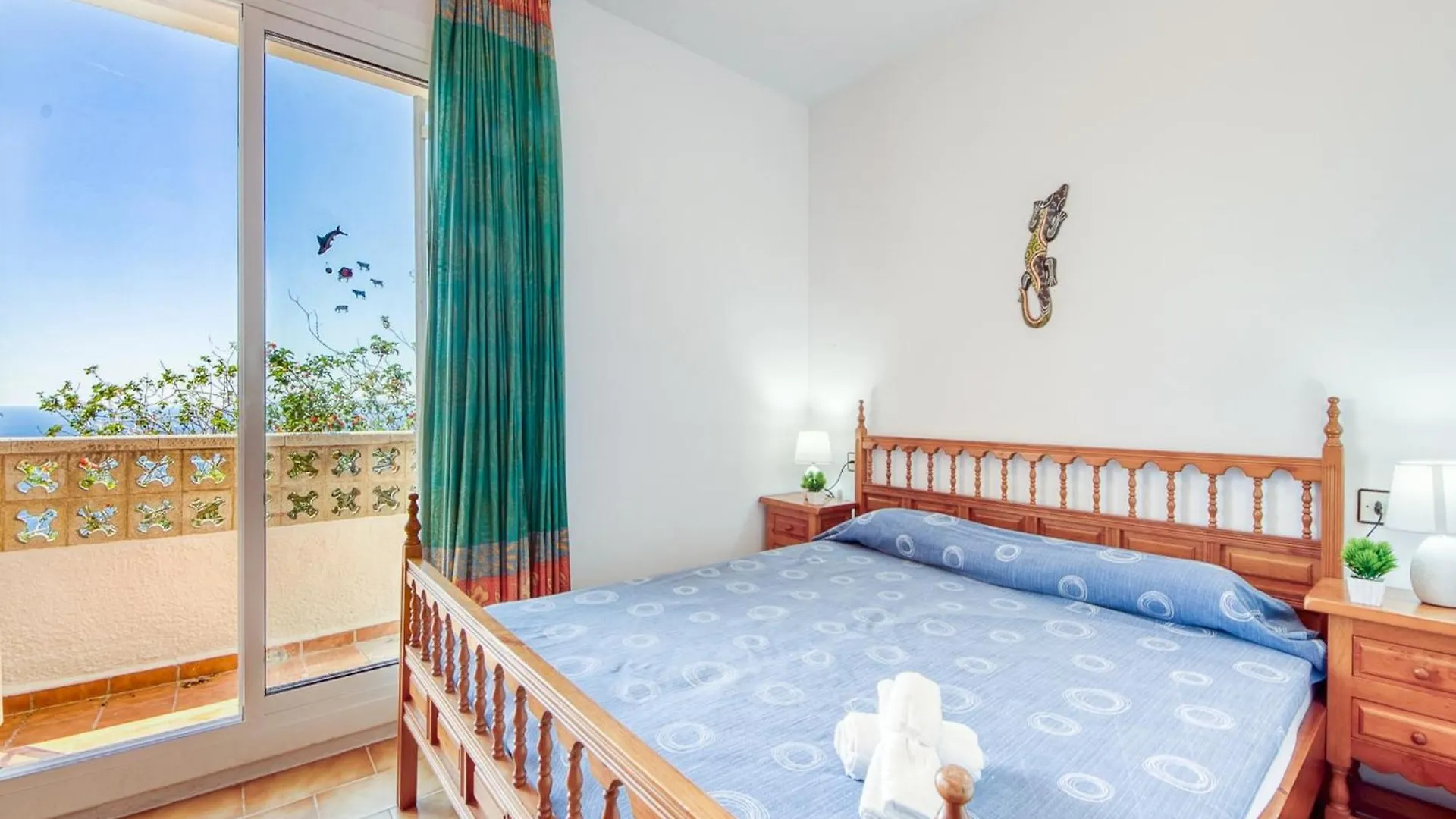 Lush Apartment With View Roses 0*,  Spain
